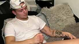 Hot sends a subtle video to her fuck buddy for getting off - Instagram Joshuaaalewisss