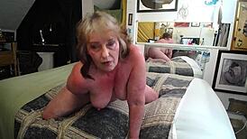 Hey, check out DawnSkye1962 in super sexy retro orgasmic playtime fun!