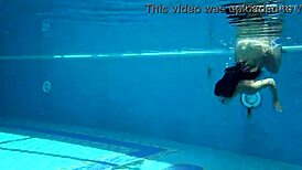 Jessica Adored the Producer with Her Sexy Look by the Pool