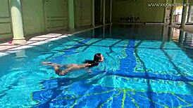 Jessica Adored the Producer with Her Sexy Look by the Pool