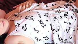 Sexy Aeryn Masturbates with Hitachi to Orgasm