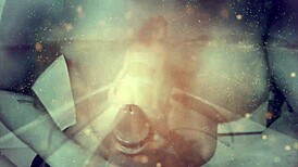 Levando Na Bundinha No Meio Da Escada