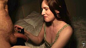 वाइफ के साथ धोखा देना एक्स-लवर के साथ वाइल्ड ब्लोजॉब में