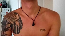 Samuka Ventura pees on boyfriend arousing him intensely