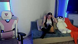 Shy Naughty Girl Rubs Sweet Wet Pussy Until She Cums Hard!