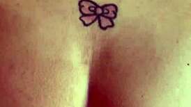 i sit on the newbie's face and give him my tasty ass