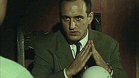 Hey, wanna watch this vintage Italian threesome unfold?