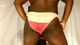 sexy ebony tgirl twerking her juicy ass to music in the club