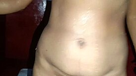 indian hot wife bathes in bath with blonde