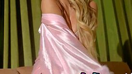 I'm just obsessed with this big ass Latina teen posing in hot lingerie!