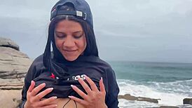 vamos fuder em uma trilha deserta com big tits e monster cock