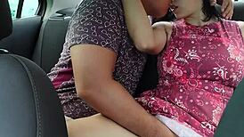 सोलिटरी कोलंबियन चिका पॉर्न में बोल्ड मूव्स के साथ जर्नी शुरू