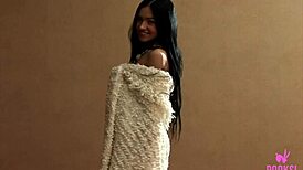 slim jim evelyn flaunts her perky nipples and fingers her shaved pussy 😍