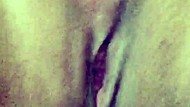 pretty pussy dripping cums squirts analaysya moore