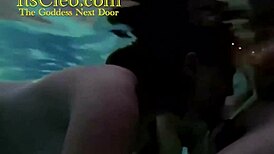 Gagging cock suckers Cleo and Annie Knight cum underwater, wow! 😲