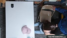 Rebel teen shoplifter obligated to perform at work