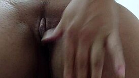 Sarah rosa shows hairless pussy and exhibitionism