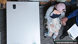 Rebel teen shoplifter obligated to perform at work