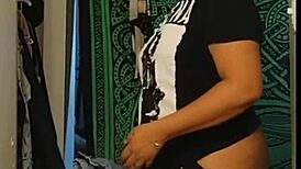 Worship my fat ass in jeans now!