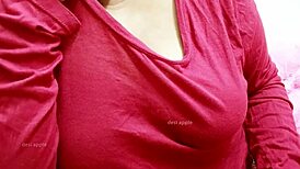 Man, my sexy girlfriend just showin’ off her boobs like it’s nothin’!