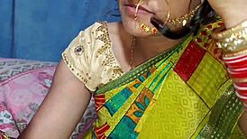 saṉskārī laḍkā paḍosī maid ko chodte hue hindī porn