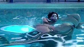 3D Futa Girl Sucking Dickgirls Cock in Pool Fucking