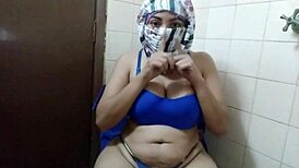 hey, see this arab step mom squirt and flash big tits on webcam?