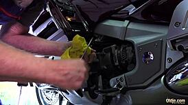 I’m craving that innocent petite pussy of a young teasing beauty.