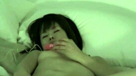 my japanese girlfriend masturbates her hairy pussy