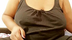 why does this hindi aunty flash her big tits?