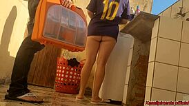 Dona De Casa Casada Pays Technician With Her Juicy Ass