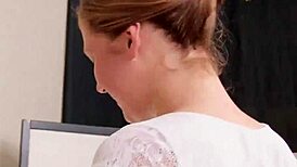 Wankz masseuse gives rough blowjob and fucks client