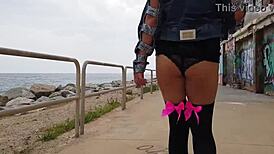 सनी बीच पर पब्लिक में स्क्वर्ट सेशन चला