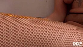 Foot fetish champions kiki cyrus and haley hill in lesbian scene