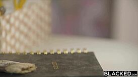 wow, blacked scorned lika shows her cheater hubby what’s up 😈