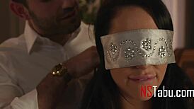 आंखों पर पट्टी बांधी हॉटवाइफ एमजे फ्रेश रफ ककोल्ड में वाइल्ड डीपथ्रोट