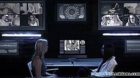 Lesbo babe gets squirted in mouth during threeway oral session