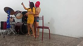 During christmas, the stepmother and stepson indulge in forbidden passion at home.