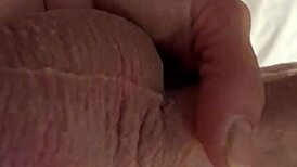 Roxi Reynolds Blows Big Cock