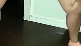 Fingering Leads To Intense Squirting