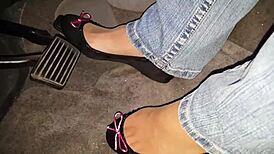 Check out this intimate webcam session with amateurs