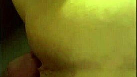 greluda maravilhosa gets horny and wet, touching her big clit in a solo session