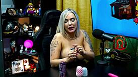 kiara blay shows body during podcast ruan slobbers on hot spanish