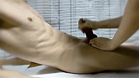 i'm giving a sexy milf handjob on oiled cock until orgasm and cumshot, but i errored