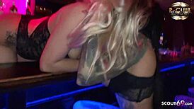 Echte Deutsche Hure Snowwhite und Freundin in Privat FFM AO Dreier im P Club