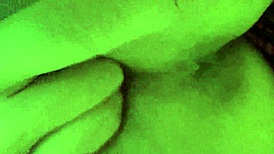 watch camilla moon masturbate her pinky pussy to orgasm