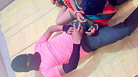 Just saw this sexy saree babe moaning hot during workout casting