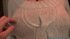 british milf liddy strips to reveal mature curves