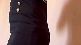 i finger my wet shaved pussy solo