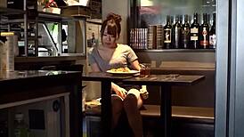 एशियन बेब स्पैंकिंग और कमशॉट्स संग रफ 3पी चुदाई के लिए गिड़गिड़ाती